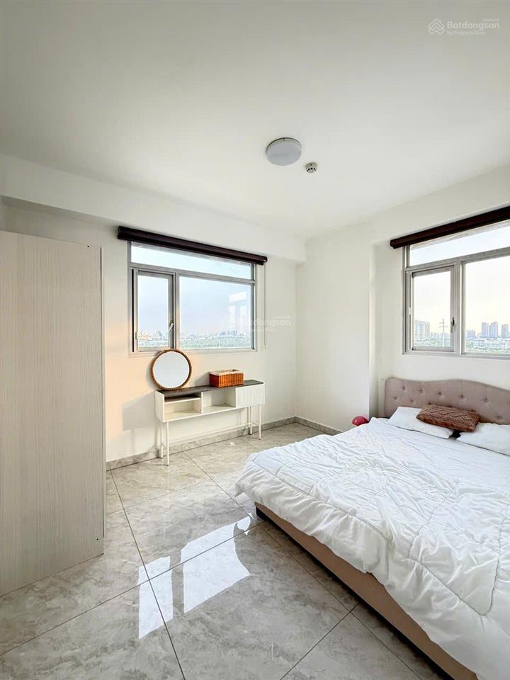 Cho thuê căn hộ cc paris hoàng kim 25 triệu, 100m2, 3pn, 2wc view đẹp