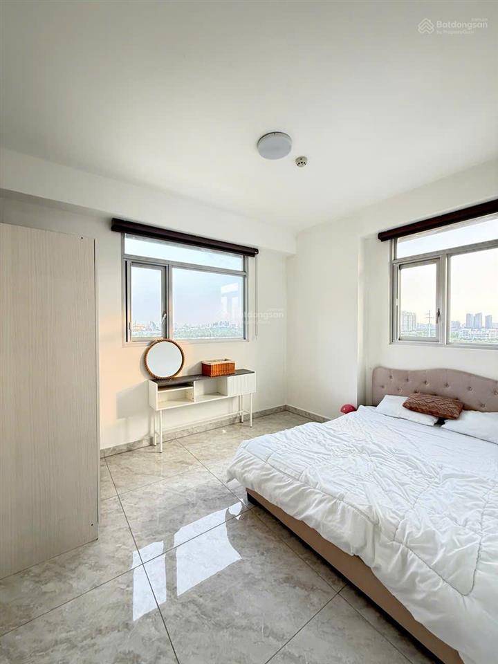 Cho thuê căn hộ cc paris hoàng kim 25 triệu, 100m2, 3pn, 2wc view đẹp