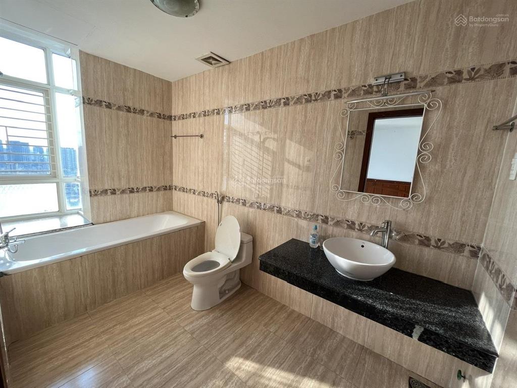 Cho thuê căn hộ hoàng anh river view 4pn chỉ với 39 triệu, giá hời, view đẹp full nôi thất