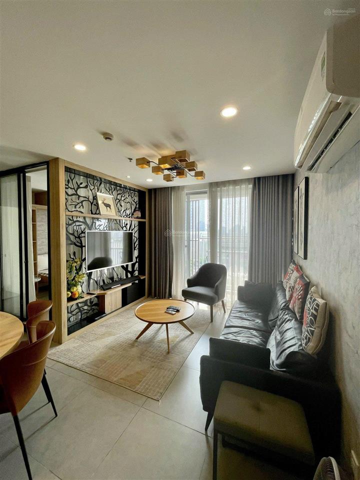 Hot deal! cho thuê 2pn scenic valley 1, phú mỹ hưng chỉ 18 triệu/tháng.