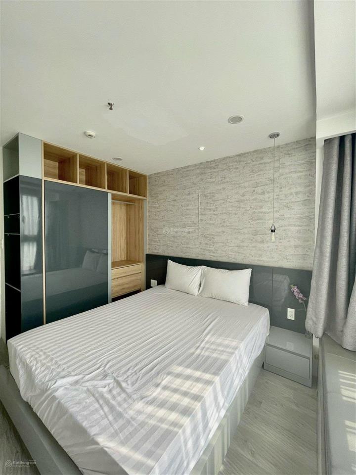 Hot deal! cho thuê 2pn scenic valley 1, phú mỹ hưng chỉ 18 triệu/tháng.