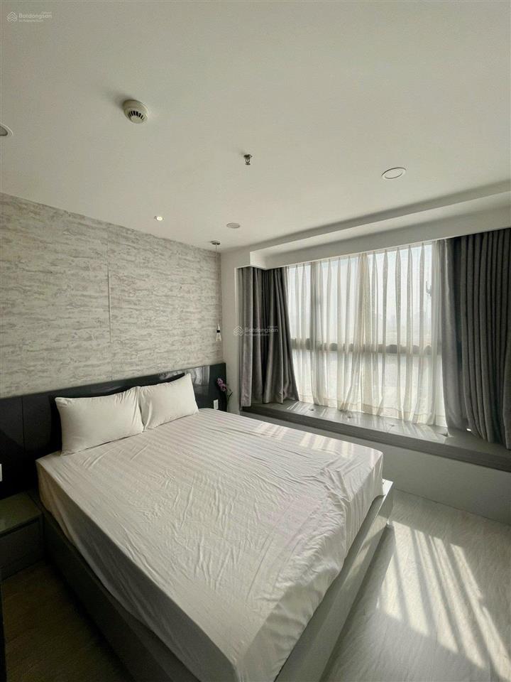 Hot deal! cho thuê 2pn scenic valley 1, phú mỹ hưng chỉ 18 triệu/tháng.