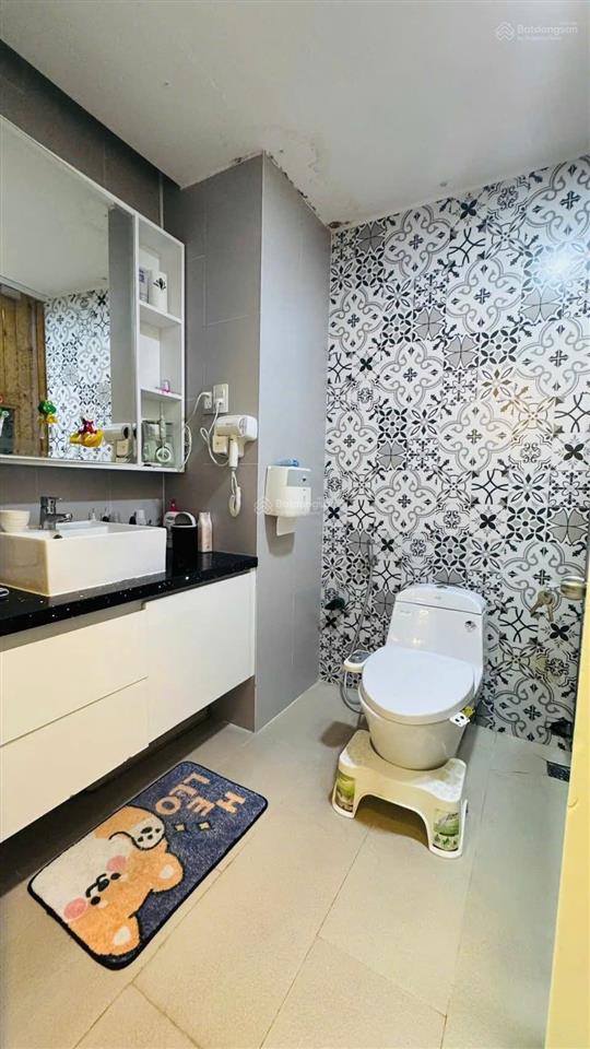 Bán căn hộ chánh hưng  giai việt, 3pn 146m2. full nội thất đẹp 7,4 tỷ all in.