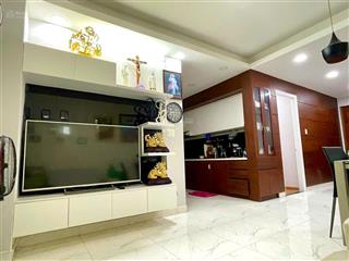 Chị chủ nhờ bán central plaza  2pn, 71m2, giá chỉ 6,4 tỷ