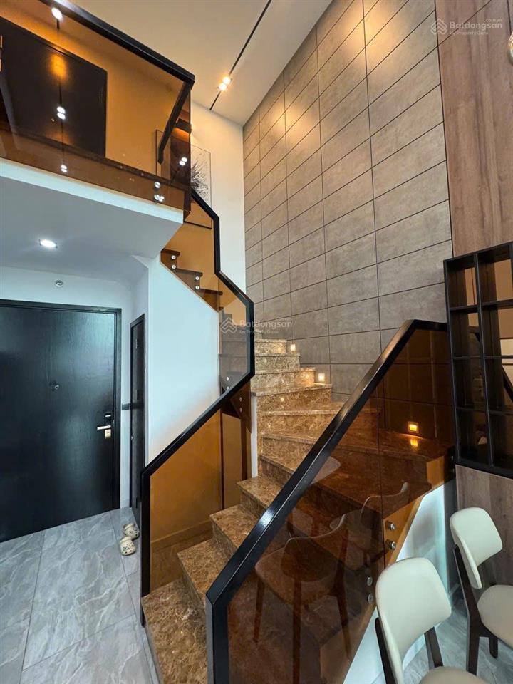 Bán căn hộ duplex tại feliz en vista, 103m2. nội thất cao cấp. giá 12,4 tỷ all in (thương lượng).