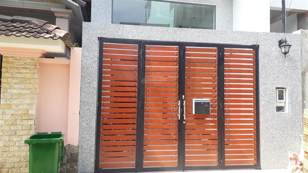 Cho thuê tòa nhà 4 tầng đường trần xuân soạn 8pn 8wc | 400m2 | 50 triệu/tháng
