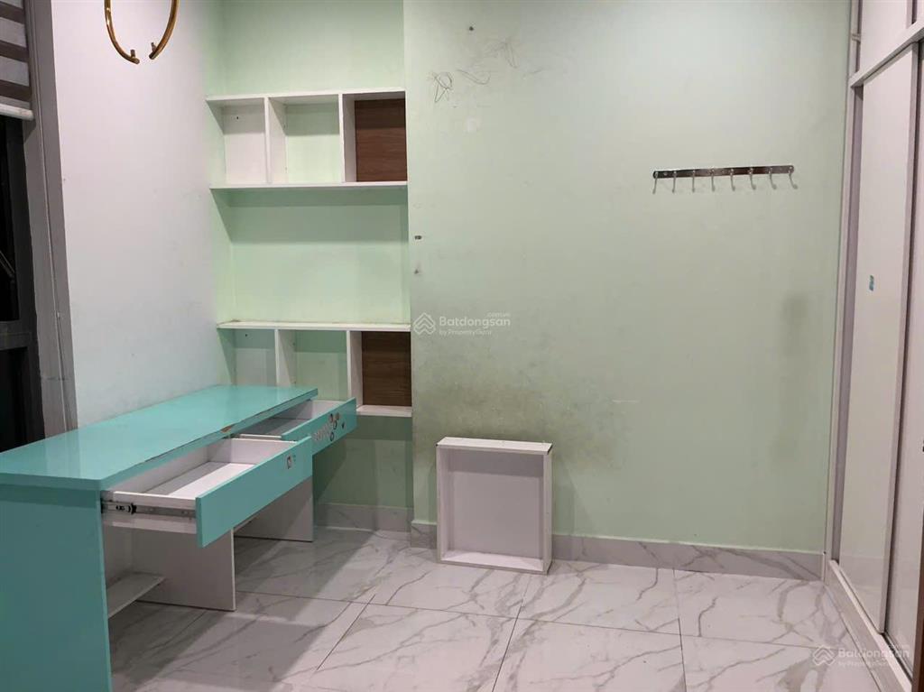 Bán căn 3pn. dt 93m2. chung cư de capella quận 2. đã có sổ. giá chỉ 9..5 tỷ.
