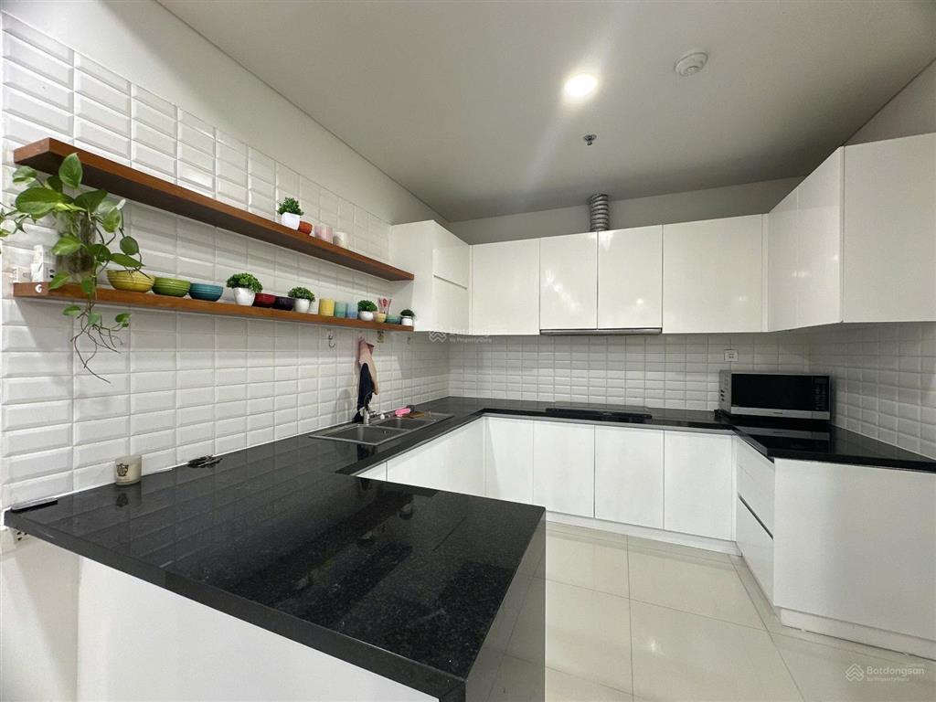 Bán căn hộ 3pn, 132m2 tại thảo điền pearl, an khánh. giá siêu hời 13,5 tỷ.