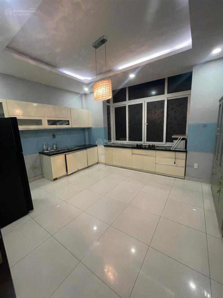 Cho thuê tòa nhà tại hoàng trọng mậu, 79 triệu, 100m2, 8pn