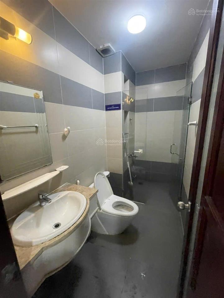 Cho thuê tòa nhà tại hoàng trọng mậu, 79 triệu, 100m2, 8pn