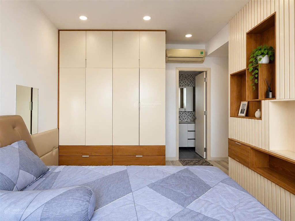 Cho thuê căn hộ 2pn, 2wc, 88m2 tại tropic garden, giá tốt, hot!