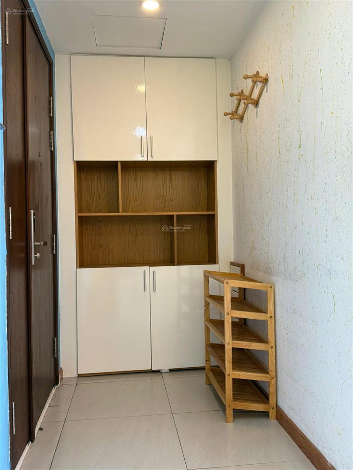 Cho thuê tropic garden 2pn 112m², nội thất cơ bản, giá 25 triệu/tháng