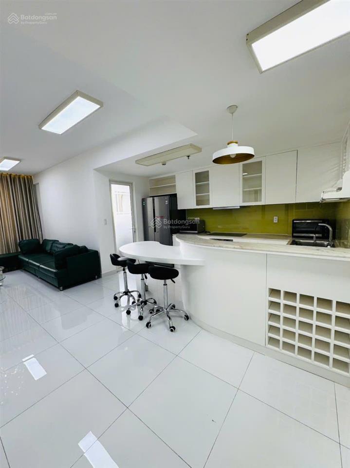Giá 30 triệu/tháng cho thuê căn hộ tropic garden 112m, 3 phòng ngủ, full nội thất