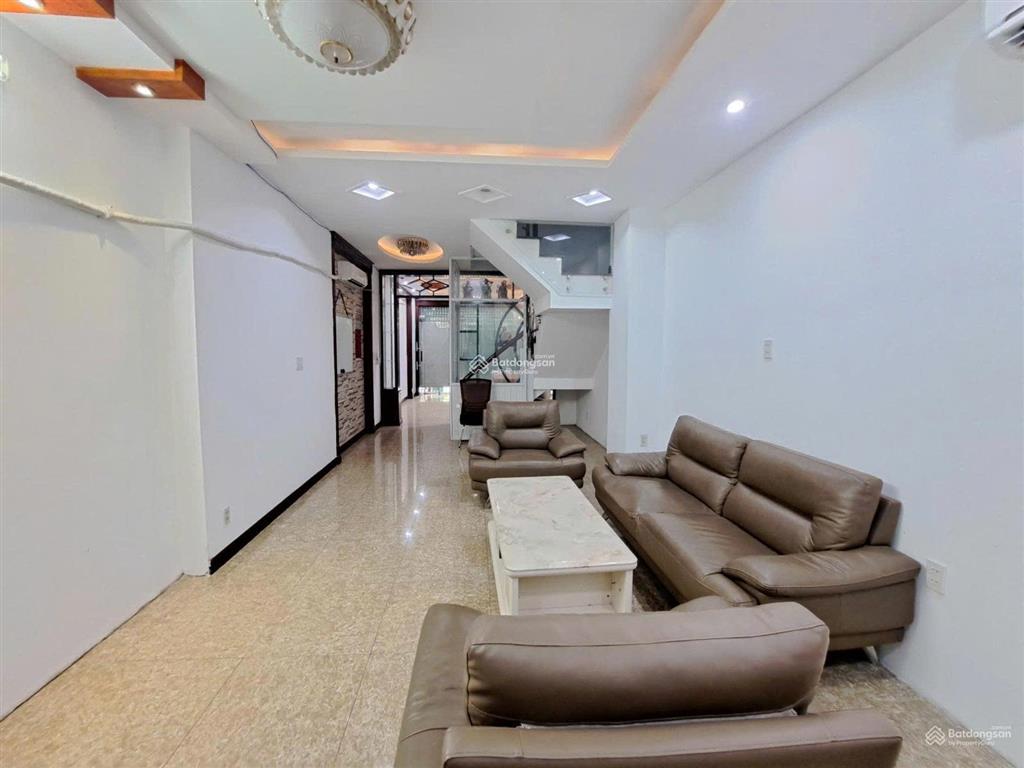 Cho thuê np 6pn, 5wc, 268m2, giá tốt tại bùi tá hán, q2, hcm