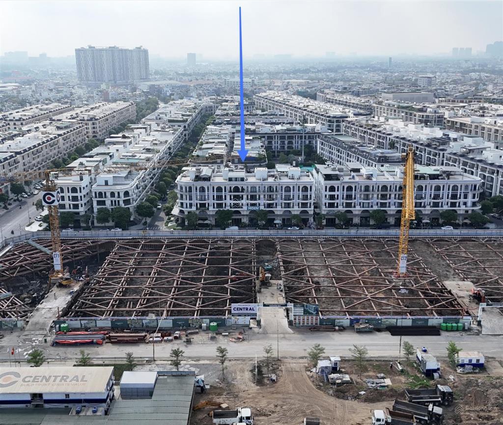 Cho thuê tòa góc 2 mt vạn phúc city  view công viên, hầm xe, thang máy, full nội thất vào làm ngay