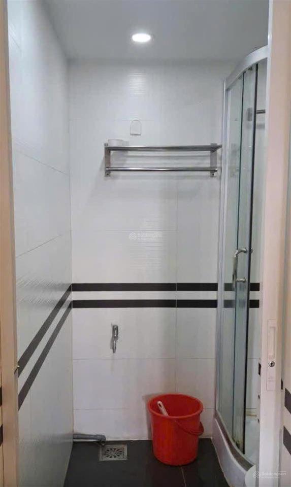 Cho thuê căn 85m2, có 3p ngủ, 2wc, nội thất  c/c miếu nổi giá 13tr5/th