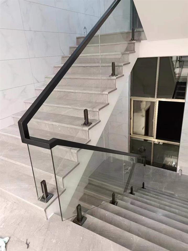 Cho thuê nhà, Nguyễn Đình Thi, Trích Sài, Hoàng Hoa Thám; 243m2* 5T