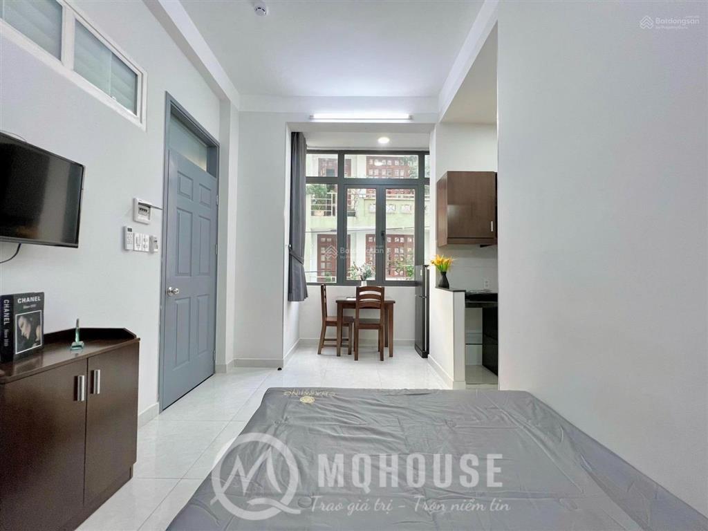 Phòng cửa sổ trời full nt ngay công viên gia định, khu sân bay, thang máy