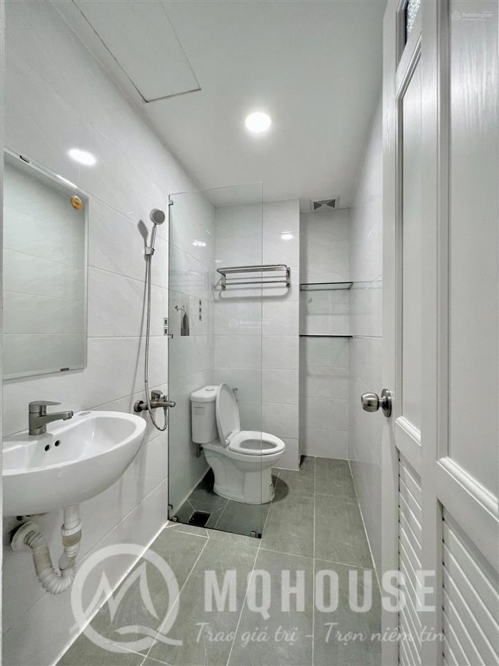 Phòng cửa sổ trời full nt ngay công viên gia định, khu sân bay, thang máy