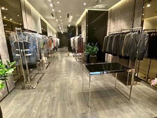 Q. hoàn kiếm toà nhà 3 thoáng mặt phố lý thường kiệt 100m2 130 tỷ sổ vuông nét