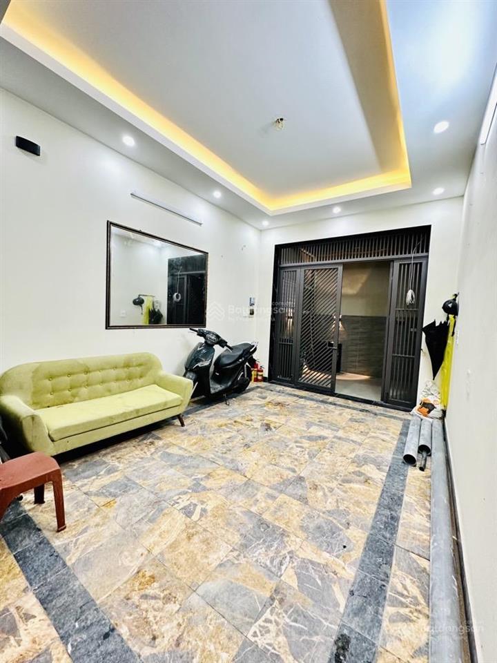 Ba đình 6.7 tỷ có nhà 4 phút ra lăng bác dòng tiền 30tr/tháng, 4 tầng rộng đẹp