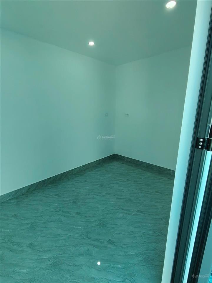 Ba đình 11,86 tỷ có nhà 300m ra hồ, sát phố cổ, 5 tầng đủ nội thất