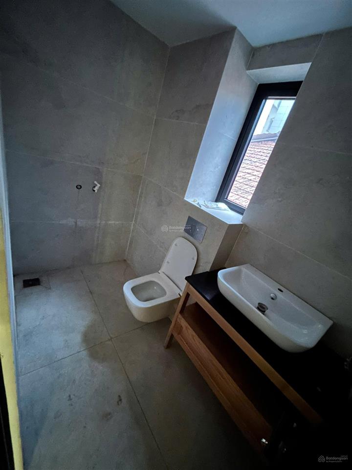 Hoàn kiếm 79 tỷ, 90m2, mt 8m, mặt phố trần quốc toản, lô góc 3 thoáng, 6 tầng thang máy + sân vườn