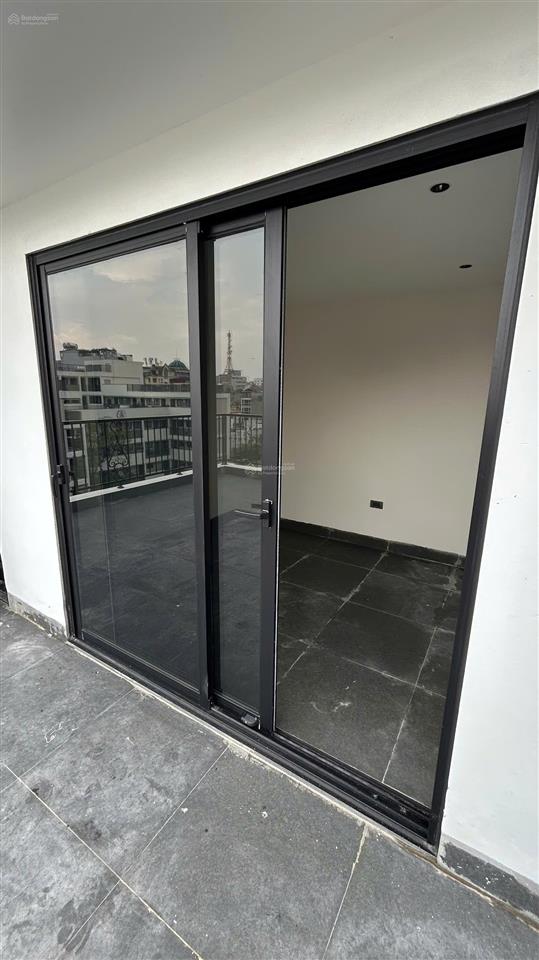 Hoàn kiếm 79 tỷ, 90m2, mt 8m, mặt phố trần quốc toản, lô góc 3 thoáng, 6 tầng thang máy + sân vườn