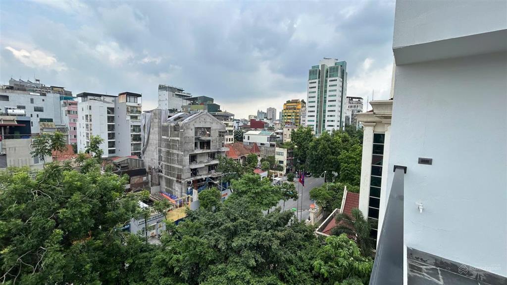 Hoàn kiếm 79 tỷ, 90m2, mt 8m, mặt phố trần quốc toản, lô góc 3 thoáng, 6 tầng thang máy + sân vườn