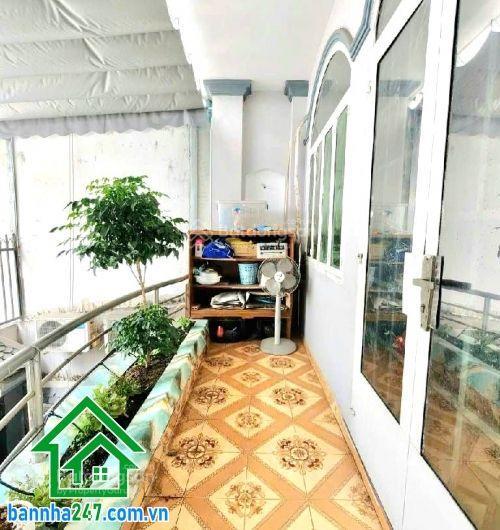 Chỉ 9,8 tỷ (tl) hxh thông  nguyễn cửu đàm dt 100m (6.2 14)m  nở hậu 7.2m  3pn  3wc