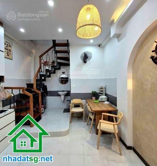 Chỉ 4,85 tỷ nhà 3 tầng đúc kiên cố hẻm 4m an ninh 2pn 3wc nhà đẹp gọn gàng, công năng đầy đủ