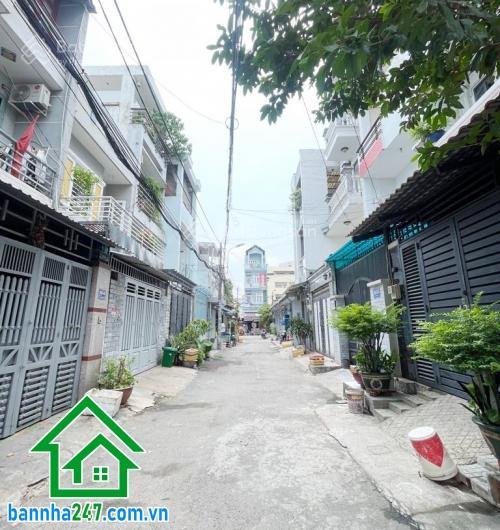 Chỉ 5,19 tỷ hxh đậu cửa  phạm văn chiêu 60m ngang 4m chuẩn  3pn 2wc