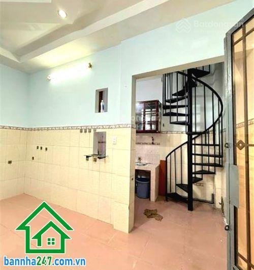 Chỉ 2,7 tỷ nhà trung tâm tân bình phạm văn hai sát nhà thờ vinh sơn 2 tầng 2pn