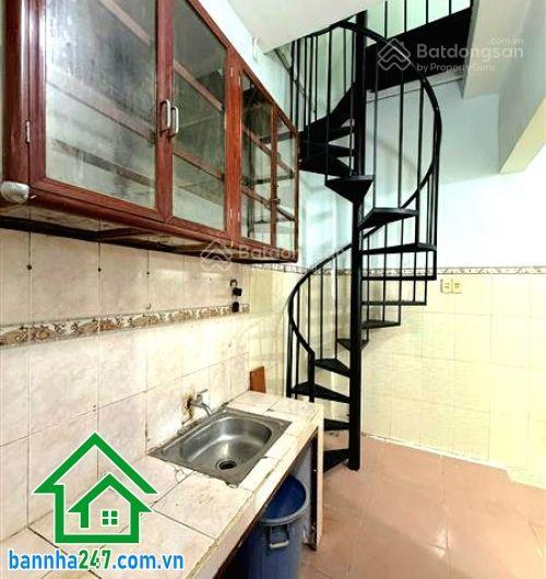 Chỉ 2,7 tỷ nhà trung tâm tân bình phạm văn hai sát nhà thờ vinh sơn 2 tầng 2pn