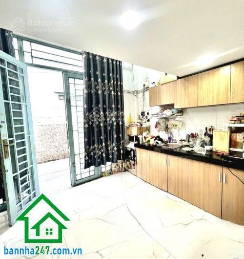 Chỉ 2,85 tỷ hxh thông nhà đẹp full nội thất hxh hoàng xuân nhị  gần nhà thờ giáo xứ phú hòa