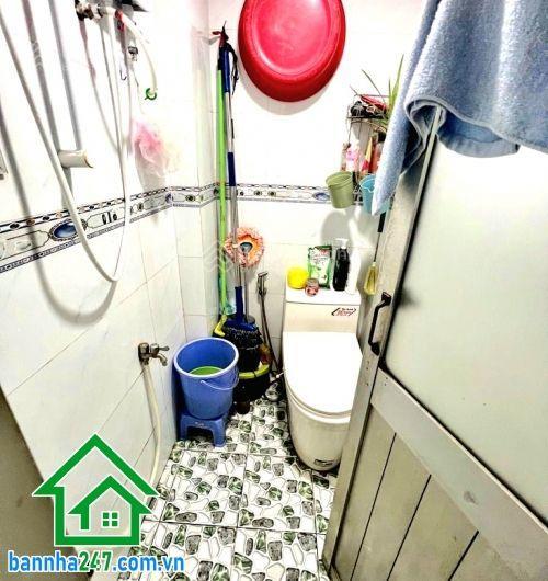 Chỉ 2,85 tỷ hxh thông nhà đẹp full nội thất hxh hoàng xuân nhị  gần nhà thờ giáo xứ phú hòa