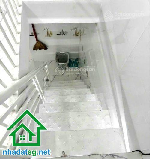 Chỉ 3,1 tỷ tl nhà tân bình giá tốt dt 22m  3 tầng full nội thất ở ngay âu cơ gần bv tân phú