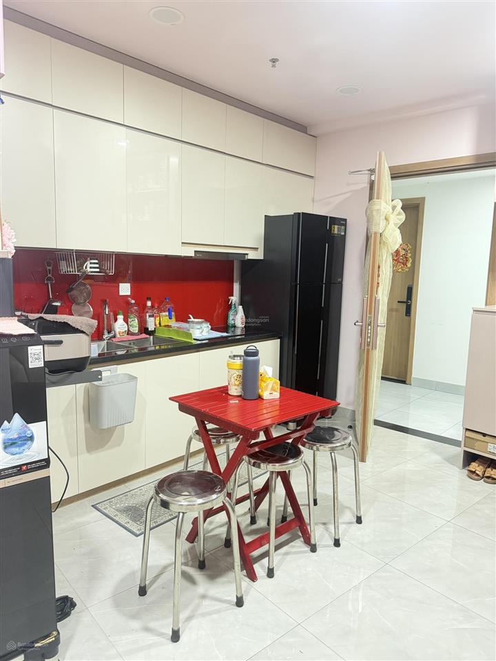 Cần bán căn hộ legacy chính chủ