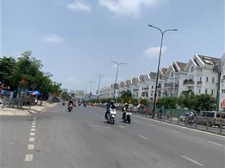 Nhà 4 tầng  ngang 7m  hẻm xe tải thông 1 sẹc  dương quảng hàm gv  12tỷ (tl)