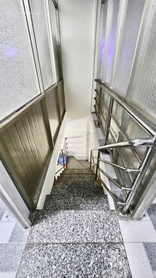 Nhà thật 100% hẻm xe hơi thông 40.9m2 2 tầng gần thống nhất giá tốt
