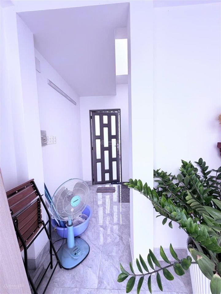 Tầm 6 tỷ sở hữu nhà 4 tầng có ô tô vào nhà