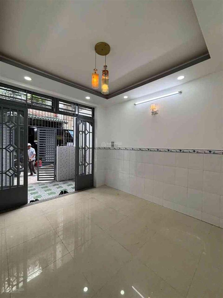 Nhà riêng gần emart phan huy ích tài chính nhỉnh 4