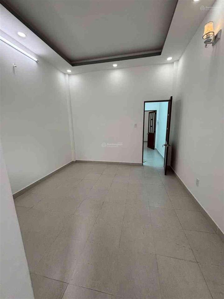Nhà riêng gần emart phan huy ích tài chính nhỉnh 4