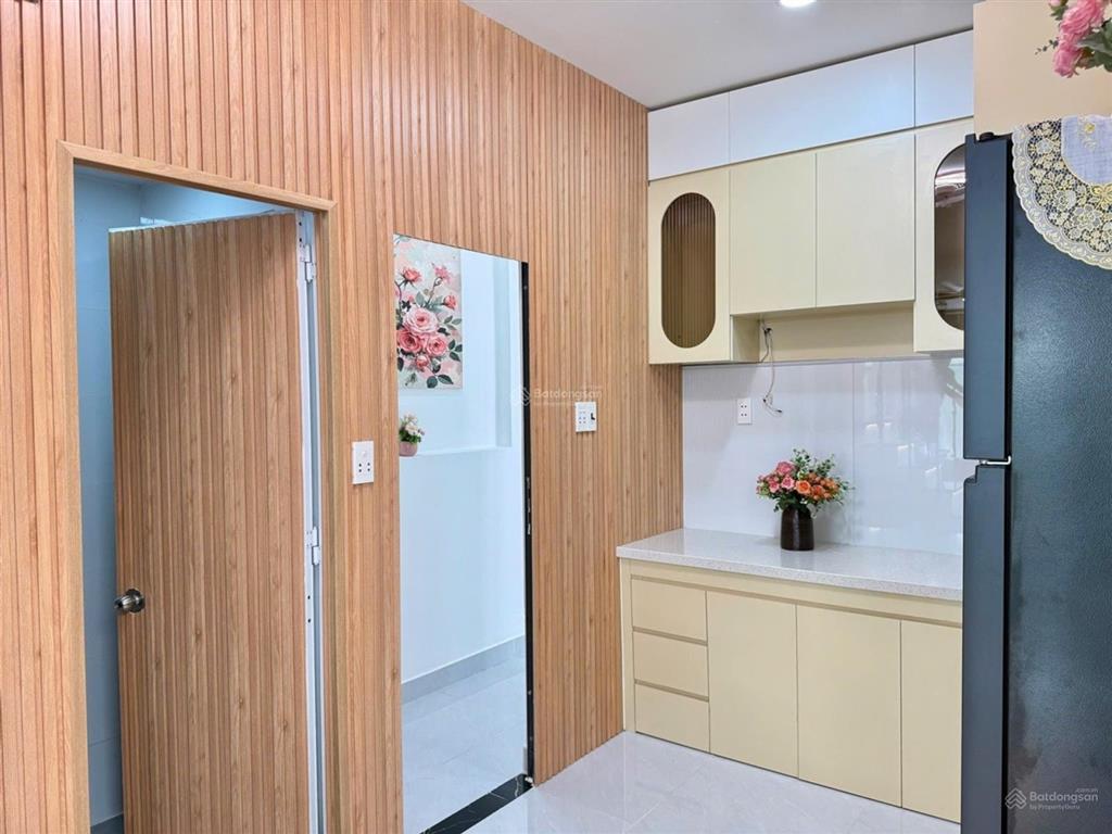 Nhà có phòng ngủ trệt ông bà ở thoải mái!