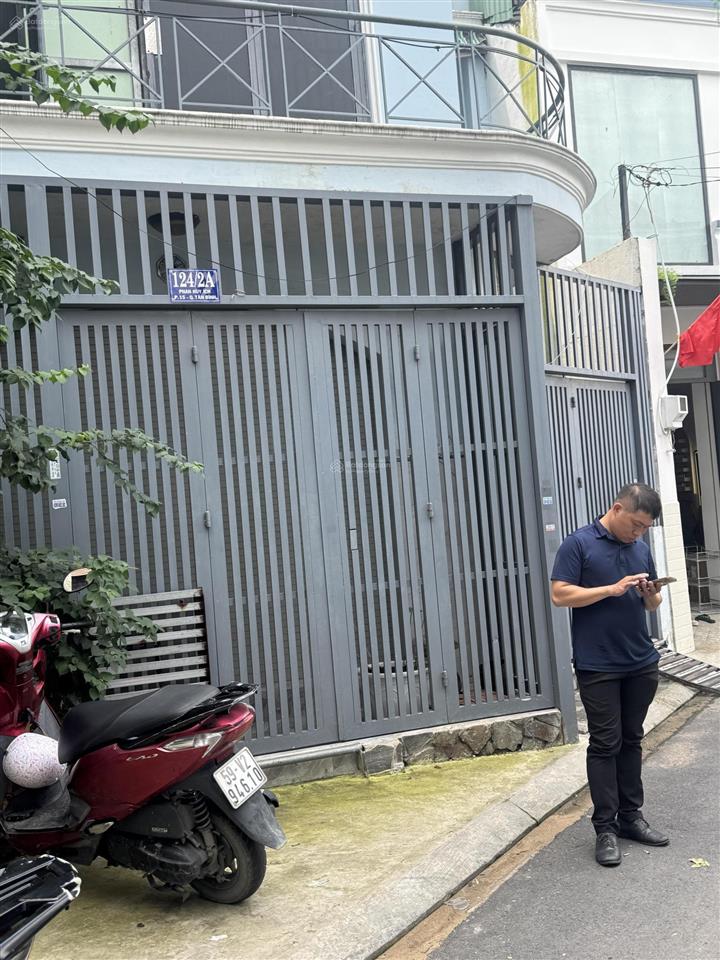 Hiếm có 1 căn ngang 6,1m hẻm xe hơi tránh nhau chỉ 6,4 tỷ còn thương lượng!