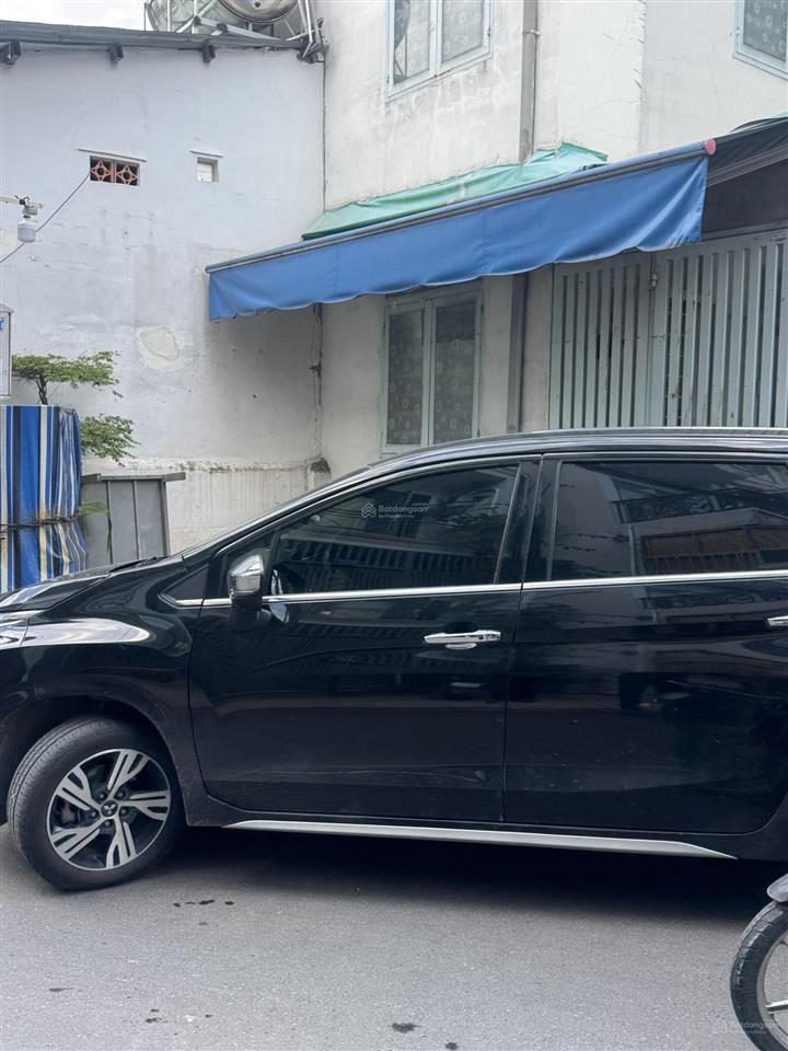 Hiếm có 1 căn ngang 6,1m hẻm xe hơi tránh nhau chỉ 6,4 tỷ còn thương lượng!