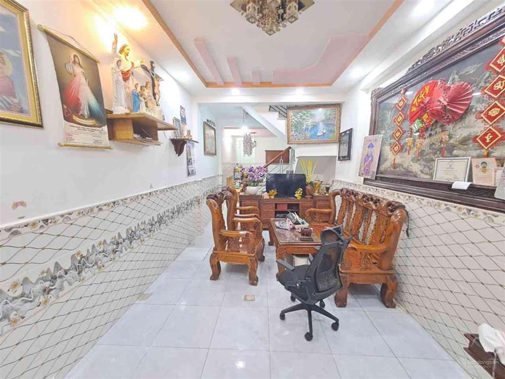 Gò vấp có căn này xe hơi đỗ cổng, 3 phòng ngủ, nhỉnh nhẹ 5 tỷ