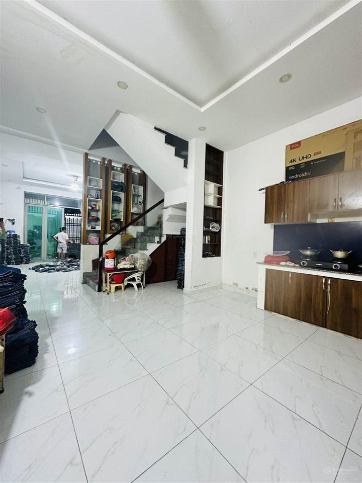 Hoà bình tô hiệu sát đầm sen 5mx16m 2 tầng đường xe tải thông kinh doanh buôn bán được