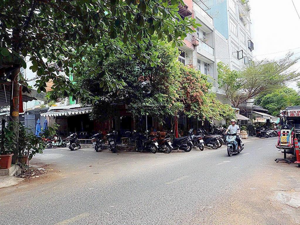 Bán nhà hxh 7m lê thị hồng , phường gò vấp ,dt  5x18m , trệt 4 lầu có thang máy