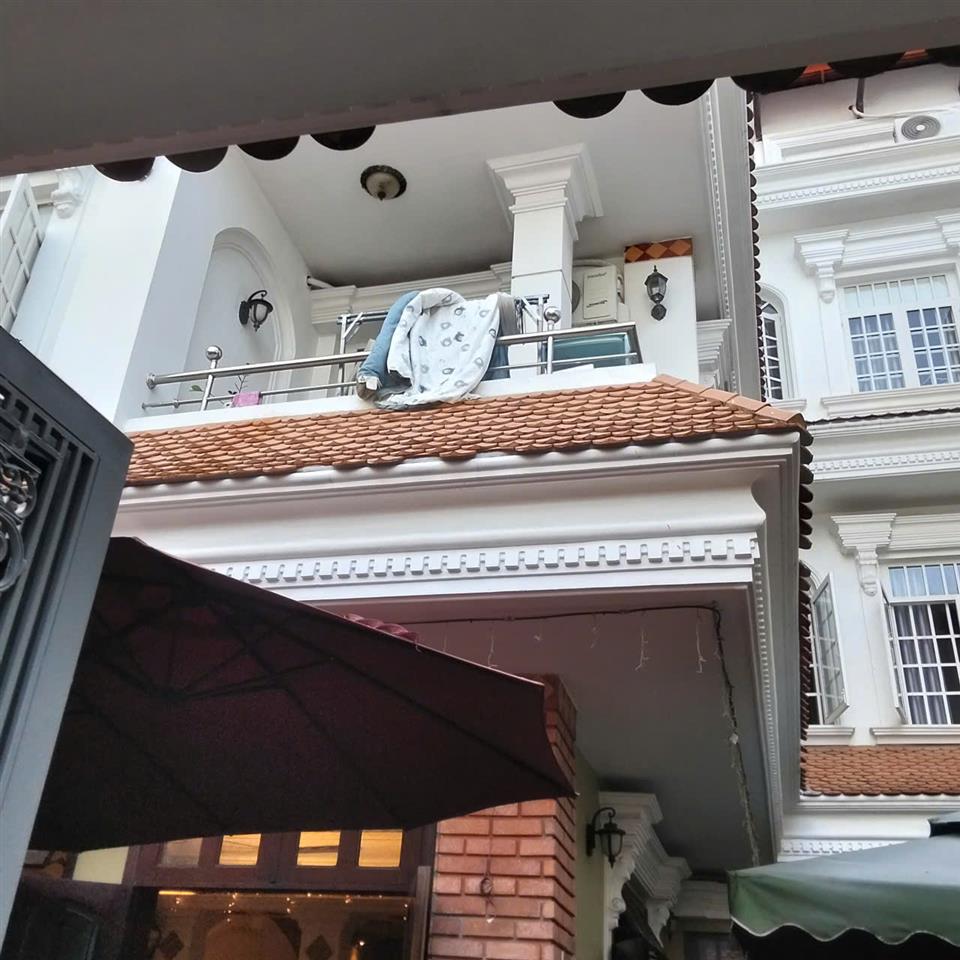 SANG NHƯỢNG TÒA NHÀ CĂN HỘ DỊCH VỤ + QUÁN CAFE/QUÁN ĂN – QUẬN PHÚ NHUẬN
